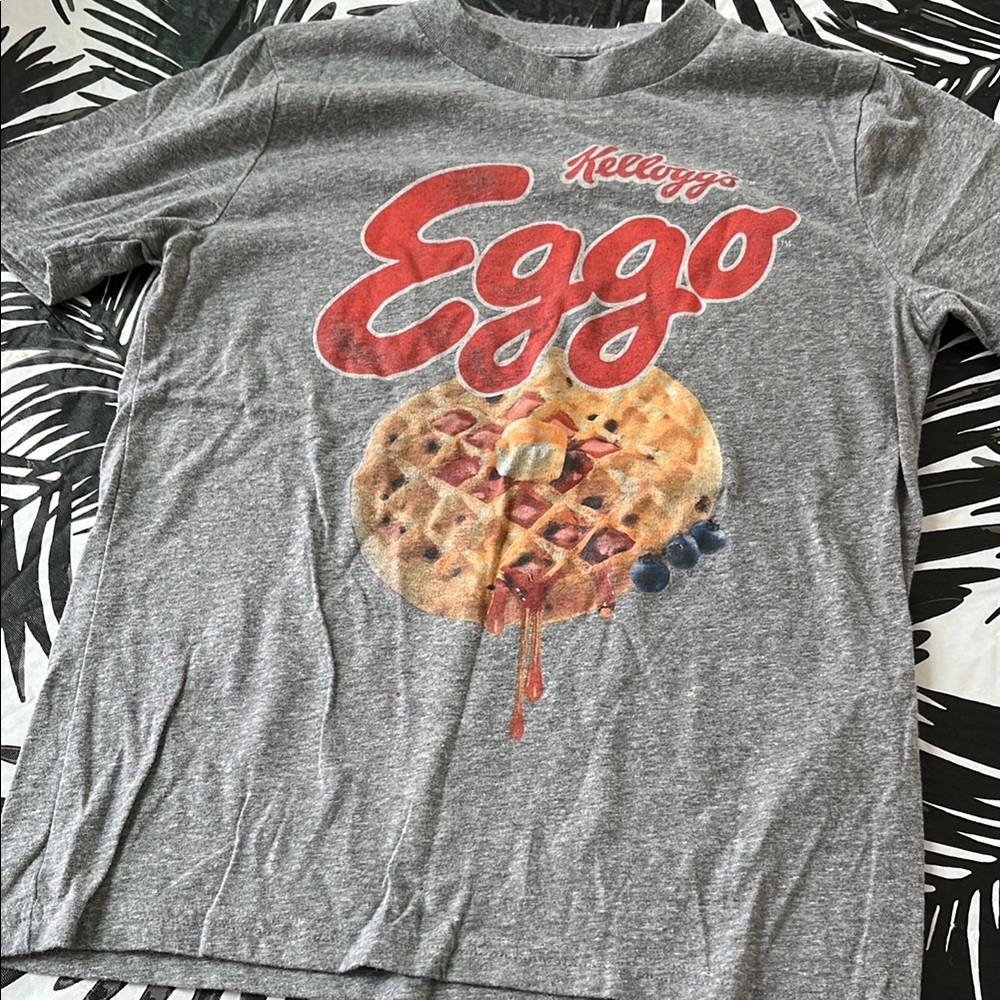 Abercrombie Kids Gray Eggo T-Shirt